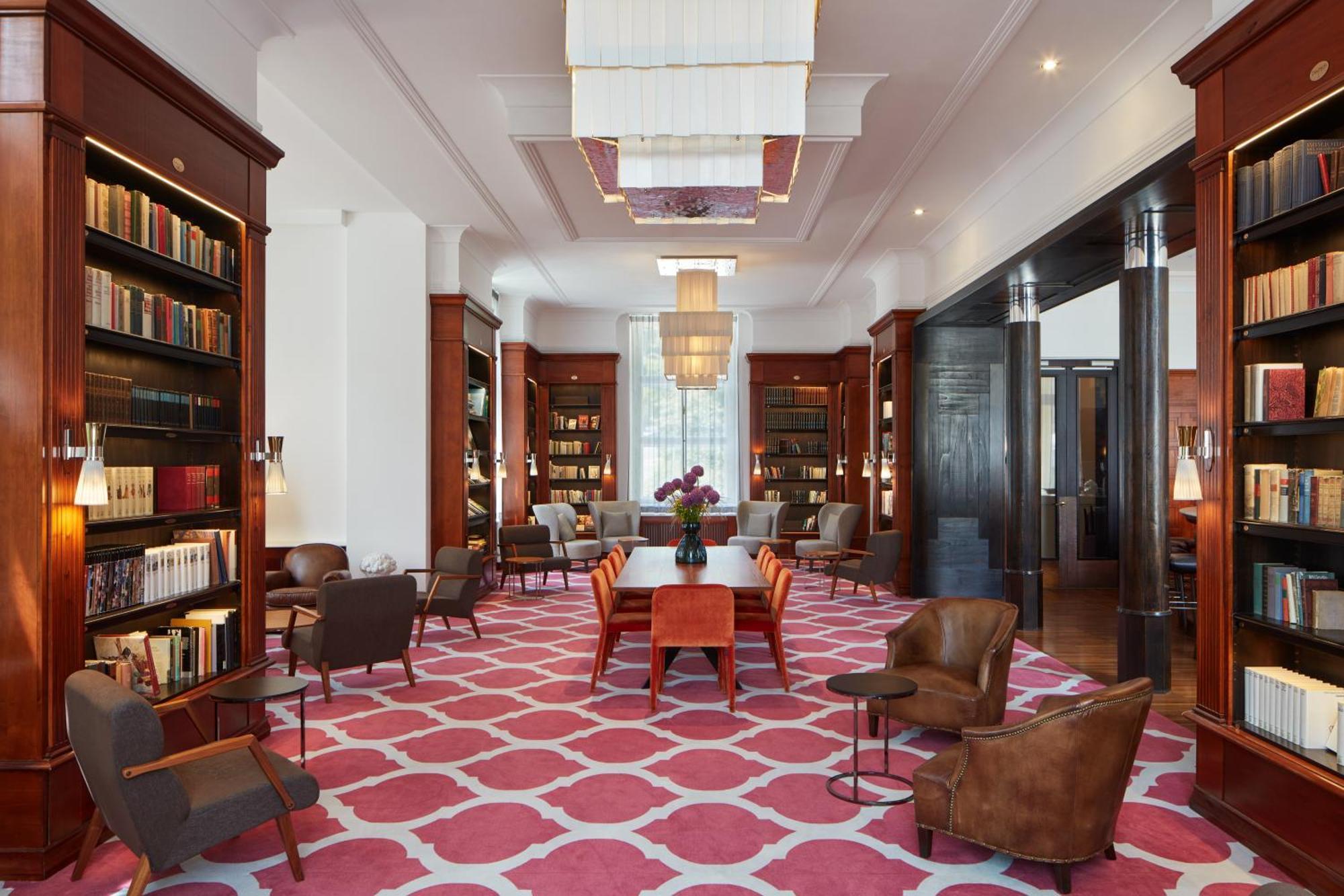 Falkensteiner Spa Resort Mariánské Lázně المظهر الخارجي الصورة Library